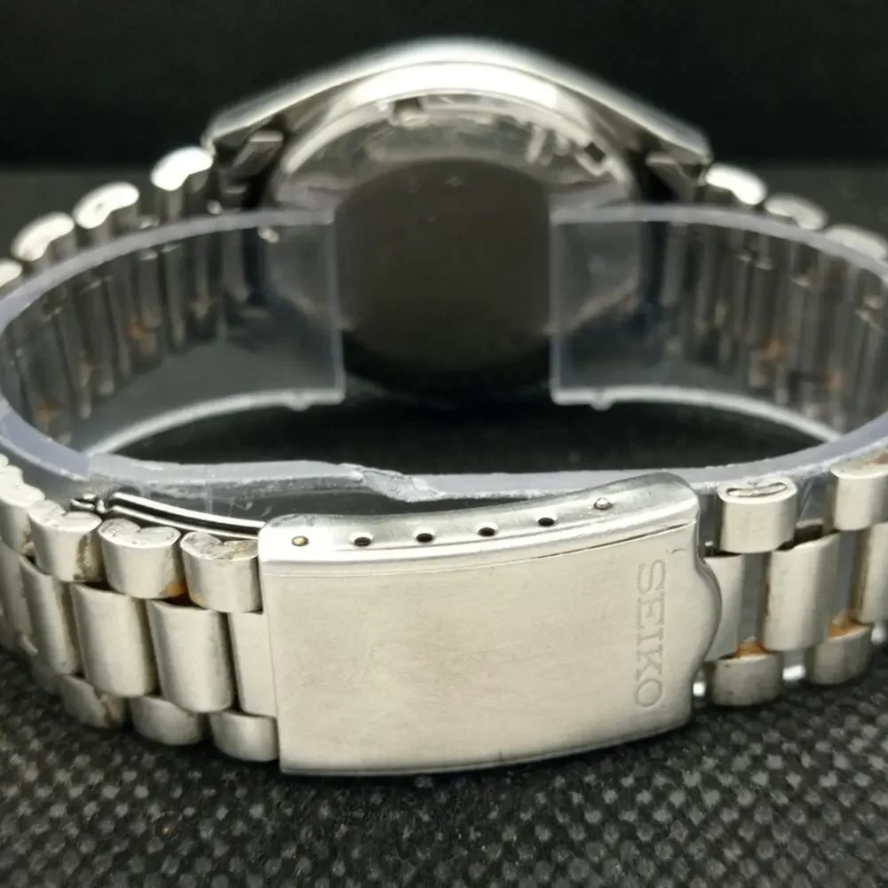 Vintage 1990 Seiko Automatic Mens Silver Watch W/daydate & Gold accents
